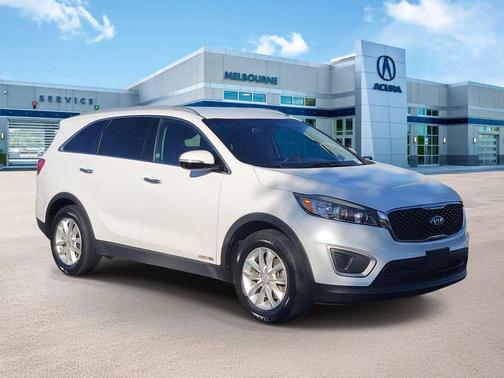 2018 Kia Sorento LX