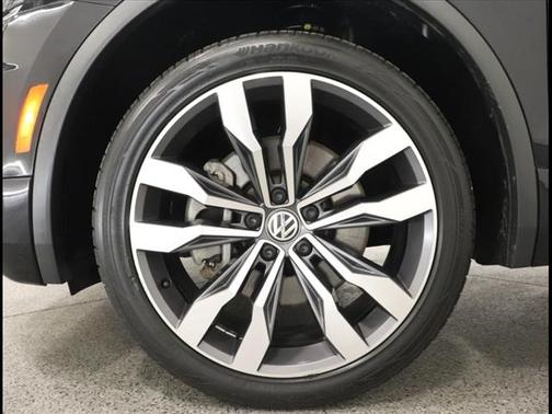 2021 Volkswagen Tiguan 2.0T SEL R-Line 4MOTION