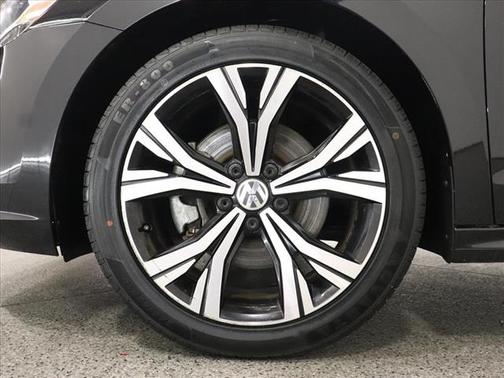 2021 Volkswagen Passat 2.0T SE