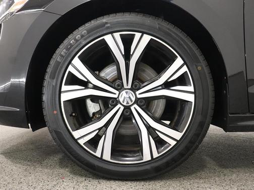 2021 Volkswagen Passat 2.0T SE