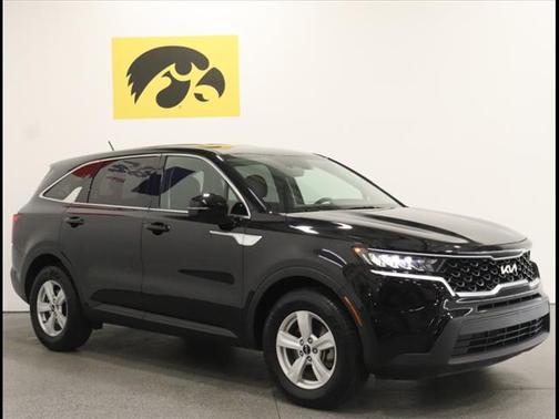 2022 Kia Sorento LX