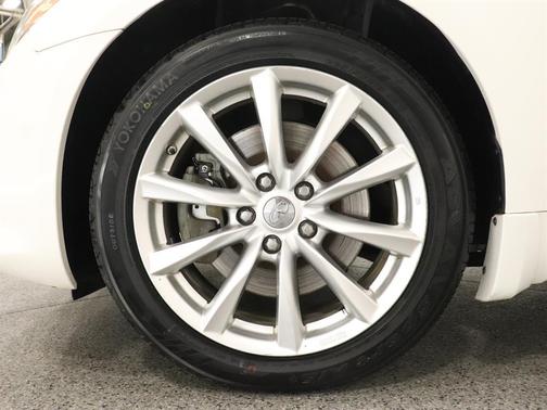 2014 INFINITI Q60 Base