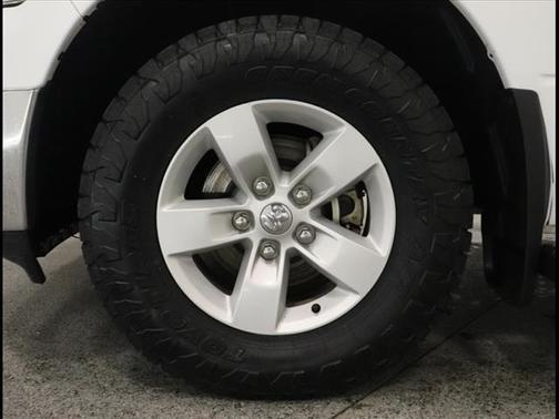 2019 RAM 1500 SLT