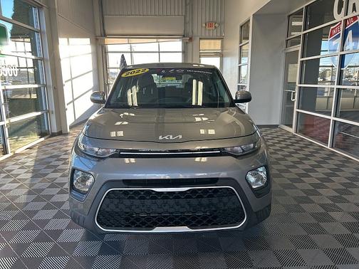 2022 Kia Soul LX IVT