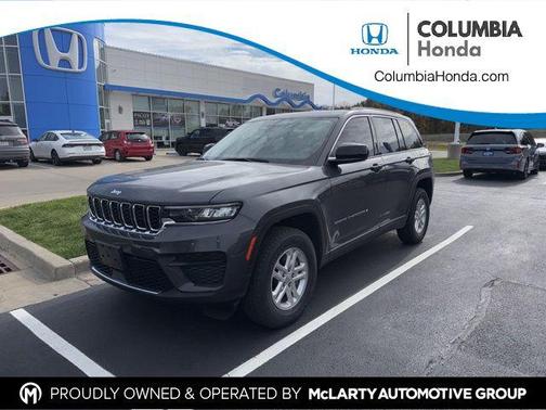 2022 Jeep Grand Cherokee Laredo