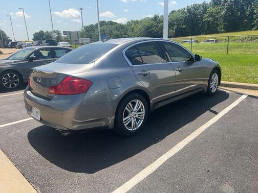 2012 INFINITI G37x Base