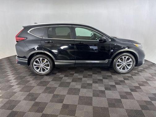 Crystal Black Pearl 2022 Honda CR-V AWD Touring