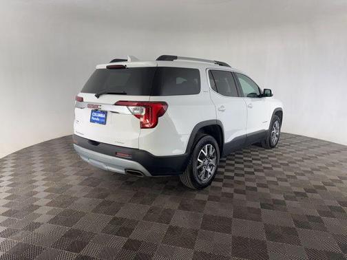 2023 GMC Acadia AWD SLT