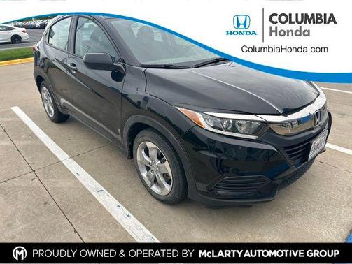 Crystal Black Pearl 2022 Honda HR-V LX