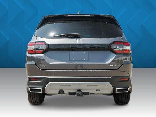 2025 Honda Pilot Touring 8-Passenger