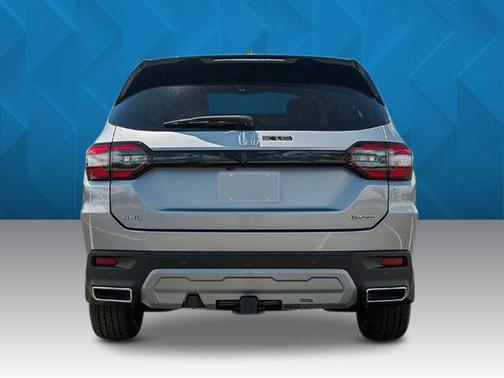 2025 Honda Pilot Touring 8-Passenger