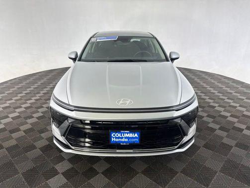 Aero Silver 2025 Hyundai SONATA SEL