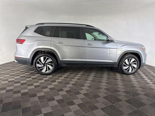 2024 Volkswagen Atlas 2.0T SE w/Technology 4MOTION