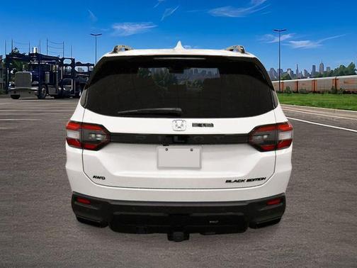 Platinum White Pearl 2026 Honda Pilot Black Edition