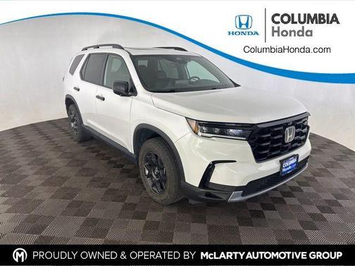 Platinum White Pearl 2024 Honda Pilot TrailSport