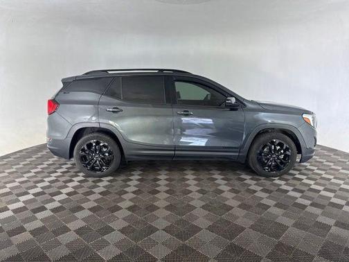Graphite Gray Metallic 2021 GMC Terrain SLT