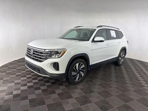 2025 Volkswagen Atlas 2.0T SE w/Technology 4MOTION