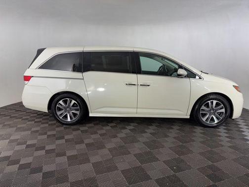 2016 Honda Odyssey Touring Elite