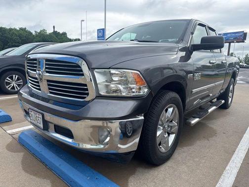 Granite Crystal Metallic Clearcoat 2016 RAM 1500 Big Horn