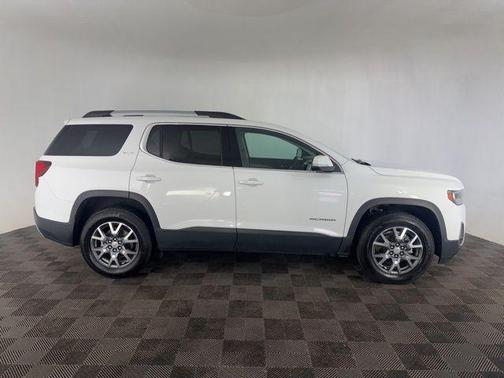 2023 GMC Acadia AWD SLT