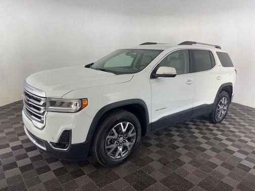 2023 GMC Acadia AWD SLT