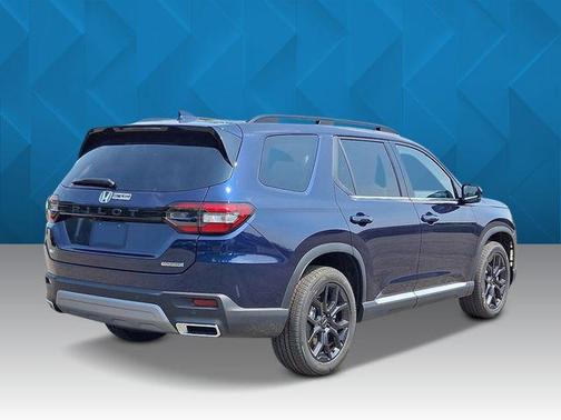 2025 Honda Pilot Touring 8-Passenger