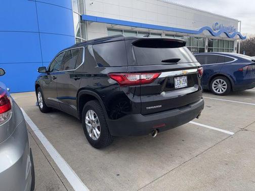 2020 Chevrolet Traverse LT Cloth