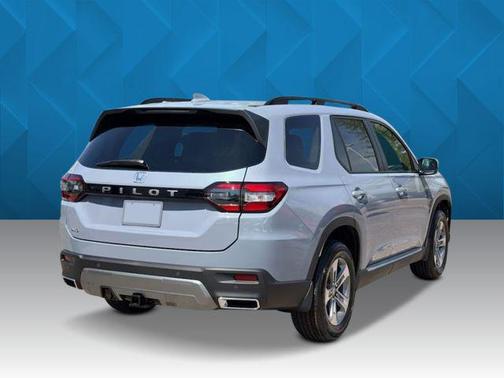 Sonic Gray Pearl 2026 Honda Pilot EX-L