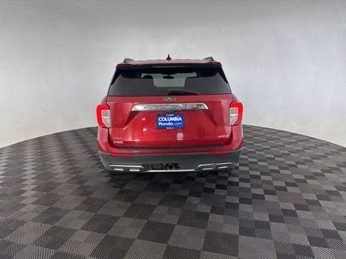 Rapid Red Metallic Tinted Clearcoat 2021 Ford Explorer XLT