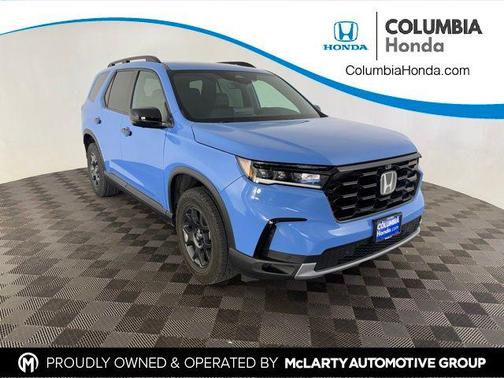 Diffused Sky Pearl 2025 Honda Pilot TrailSport