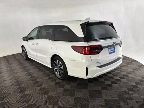 Platinum White Pearl 2026 Honda Odyssey Elite
