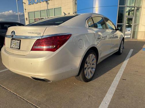 White Diamond Tricoat 2014 Buick LaCrosse Leather