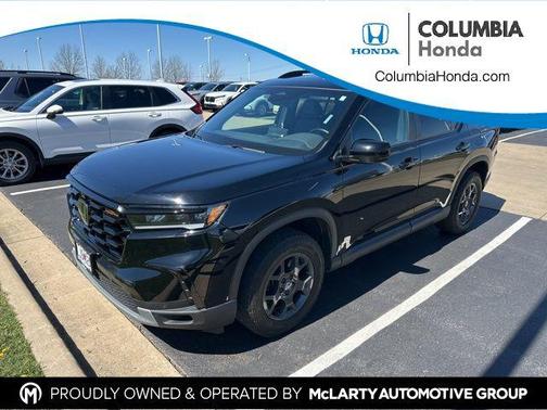 Nh-731p/Crystal Bl 2025 Honda Pilot TrailSport