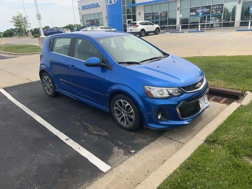 2017 Chevrolet Sonic LT