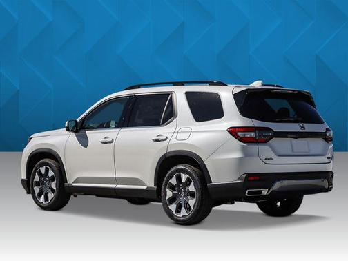 2026 Honda Pilot Touring 8-Passenger