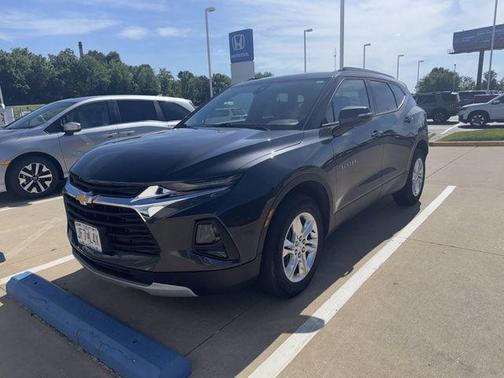 Iron Gray Metallic 2022 Chevrolet Blazer 2LT