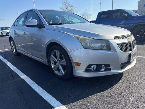 Silver Ice Metallic 2014 Chevrolet Cruze 2LT