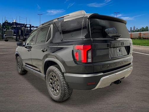 Crystal Black Pearl 2026 Honda Passport AWD TrailSport Elite Blackout