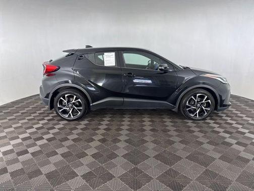 2020 Toyota C-HR XLE
