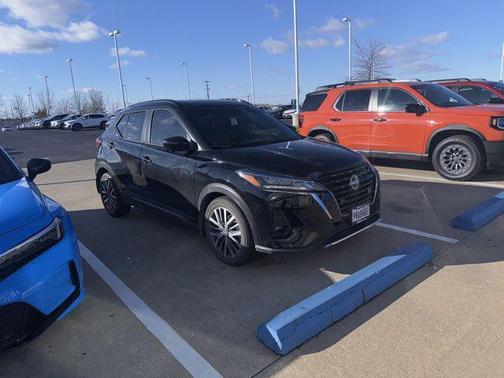 2024 Nissan Kicks SR