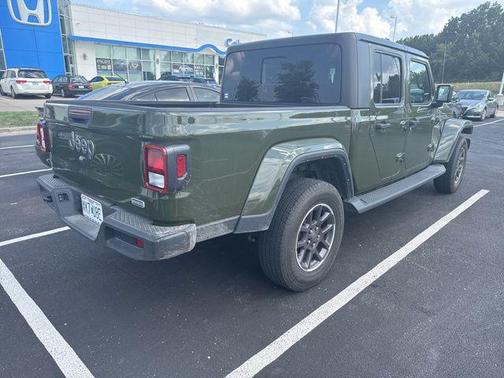 2022 Jeep Gladiator Overland