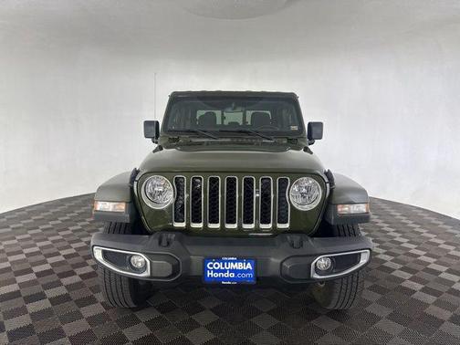 2022 Jeep Gladiator Overland