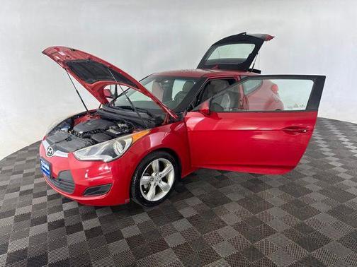 Boston Red Metallic 2014 Hyundai Veloster Base