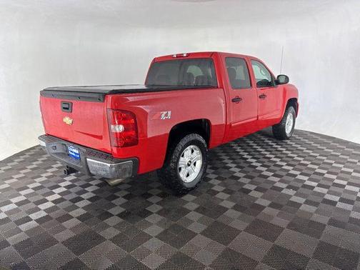 Victory Red 2010 Chevrolet Silverado 1500 LT