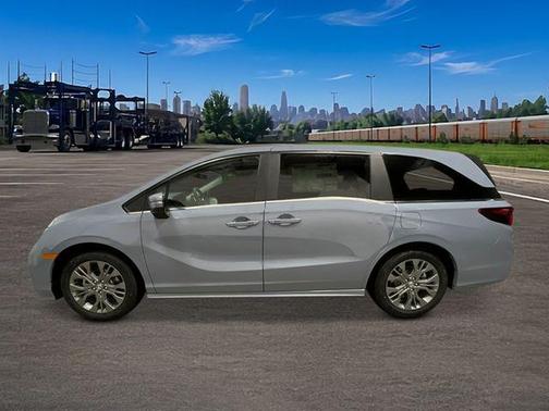 Sonic Gray Pearl 2026 Honda Odyssey Touring