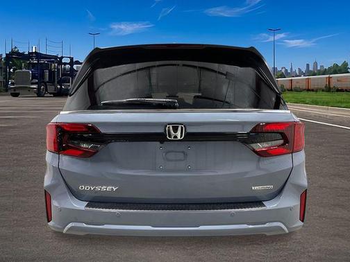 Sonic Gray Pearl 2026 Honda Odyssey Touring