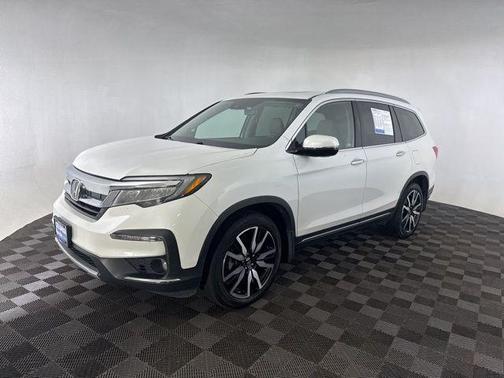 2020 Honda Pilot Touring 8-Passenger