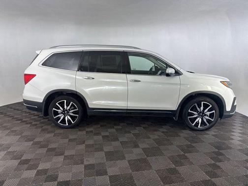 2020 Honda Pilot Touring 8-Passenger