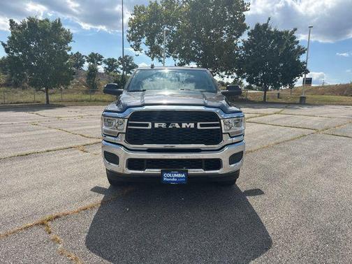 2019 RAM 2500 Tradesman Crew Cab 4x4 8' Box