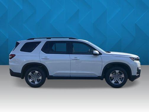 Platinum White Pearl 2026 Honda Pilot EX-L